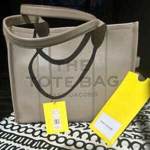 Marc Jacobs The Tote Bag Large Cement